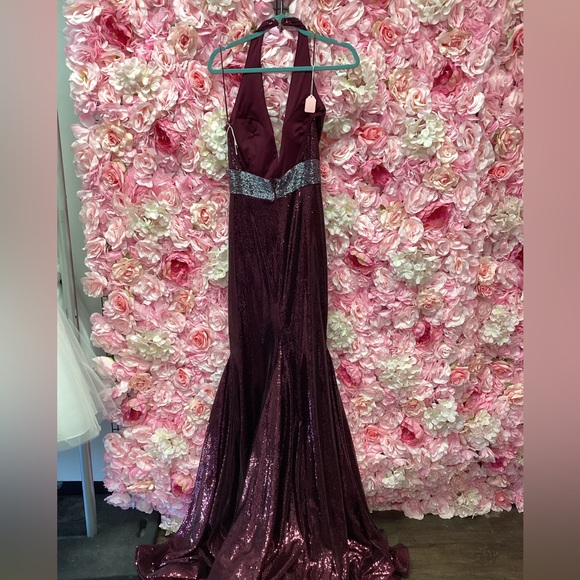 Jovani Size 4 Burgundy Halter Beaded V Neck Mermaid Long Dress - Picture 5 of 6